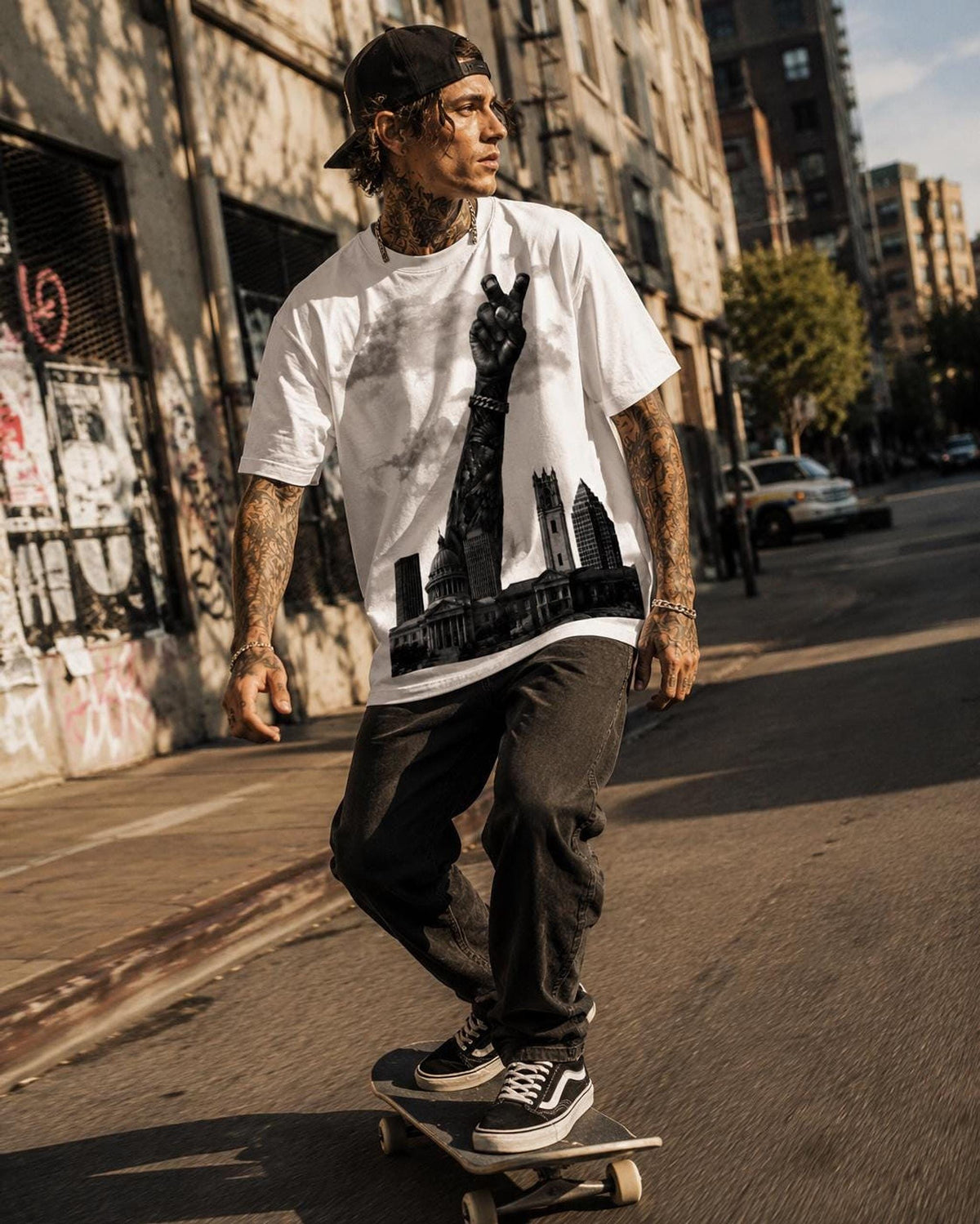 RUN the CITY Heavyweight Tee — White | 100% Cotton Oversized Unisex Streetwear Graphic